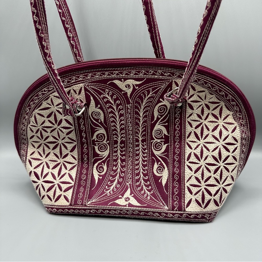 Laga Designs Handmade Embroidered Purse Handbag Red/Tan